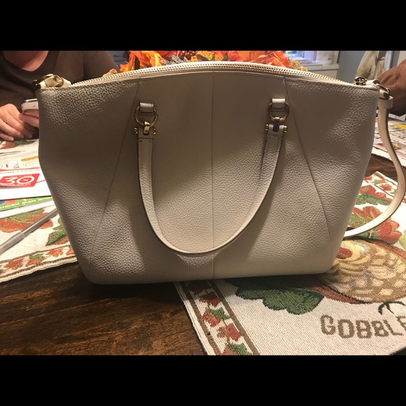 COACH Winter White Super Soft Leather Purse!!!! - Picture 6 of 6